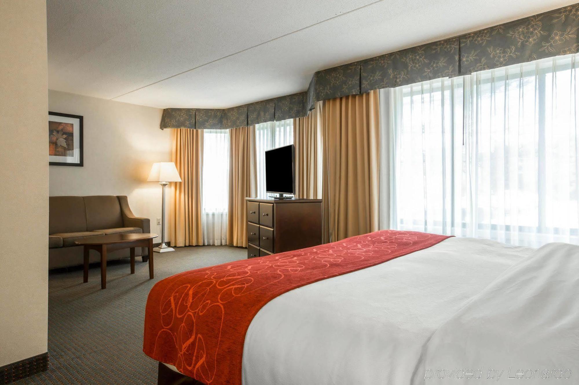 Comfort Suites South Burlington Near University Esterno foto
